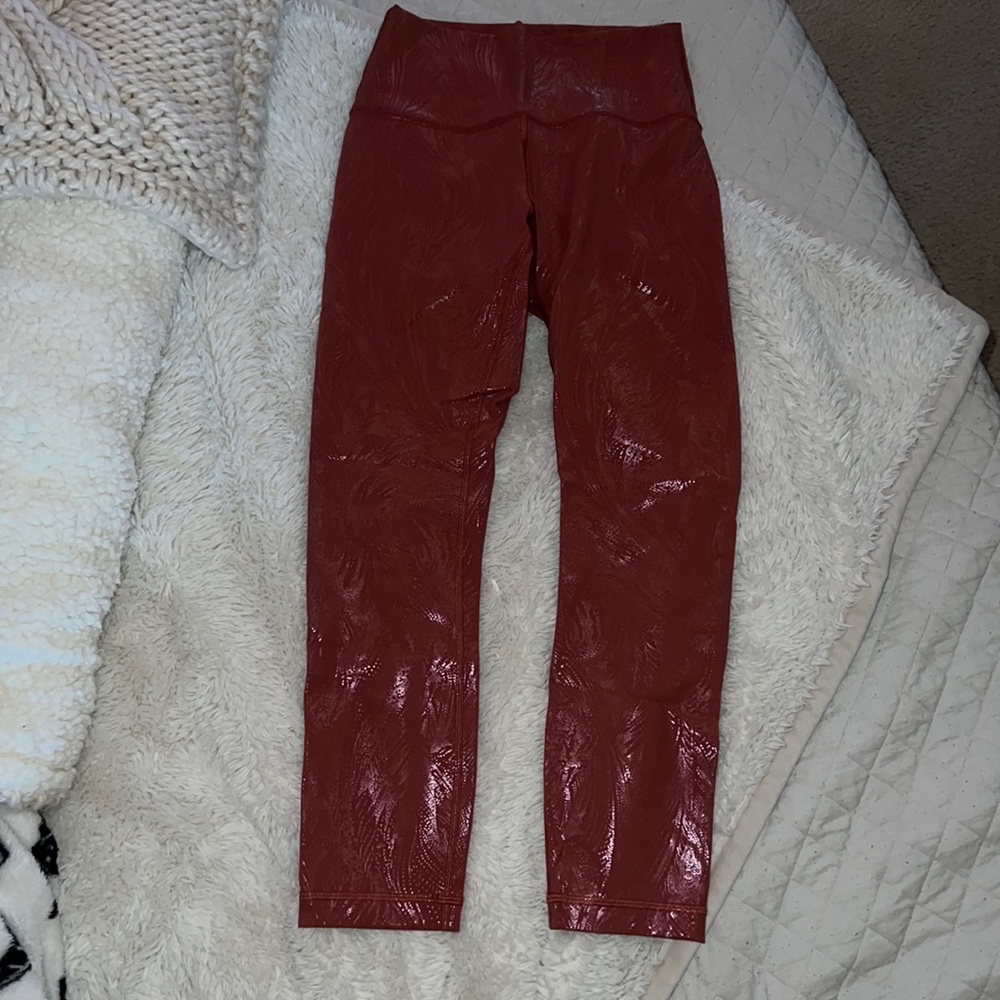 Lulu lemon high waisted cropped leggings